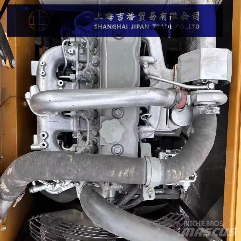 Sany SY 135 Гусеничные экскаваторы