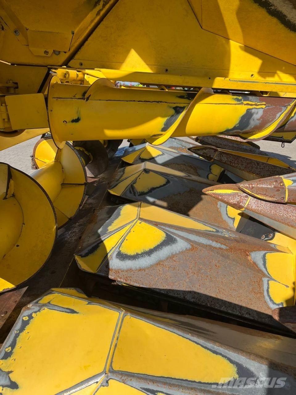 New Holland MF675W Компоненты для зерноуборочных комбайнов