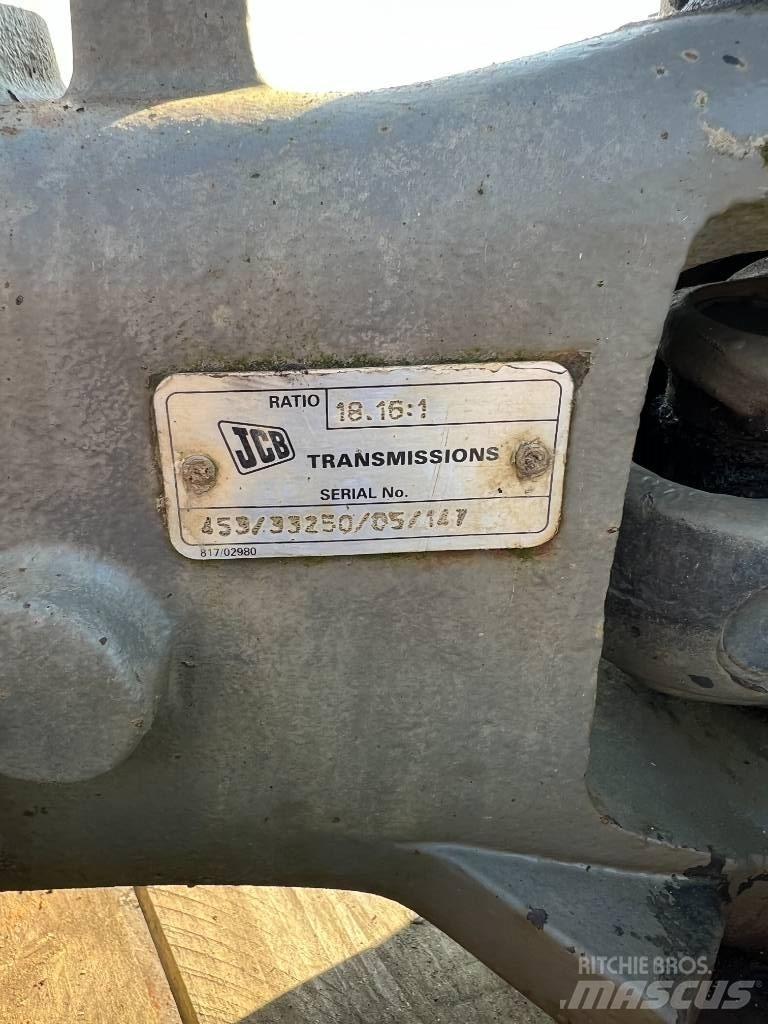 JCB 535-140 Оси