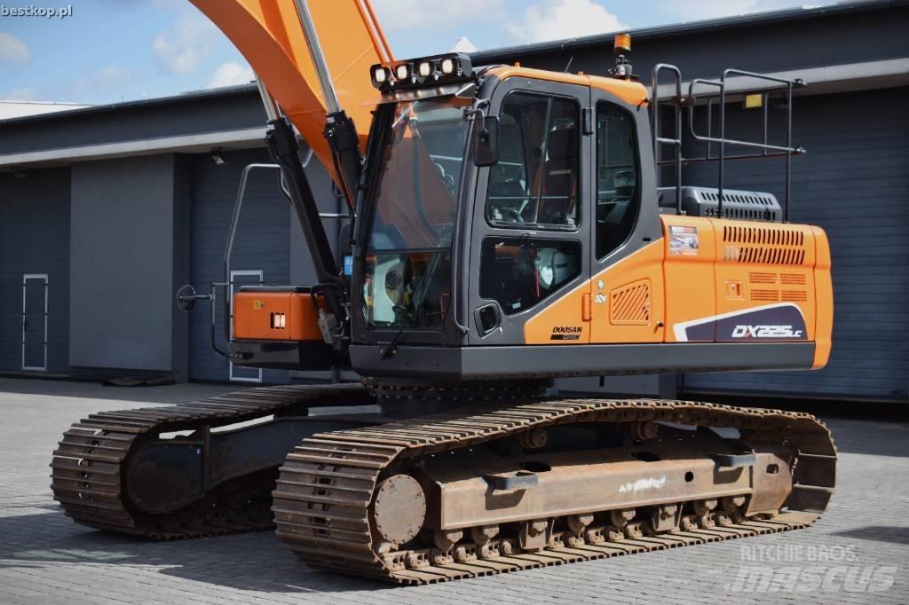 Doosan DX 225 LC-5 Гусеничные экскаваторы