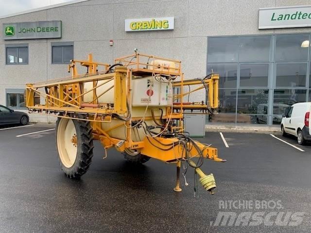 Dubex ANH 700N Прицепные опрыскиватели