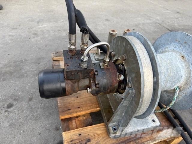 Woma USED WINCH Комплектующие и запасные части для бурильных установок