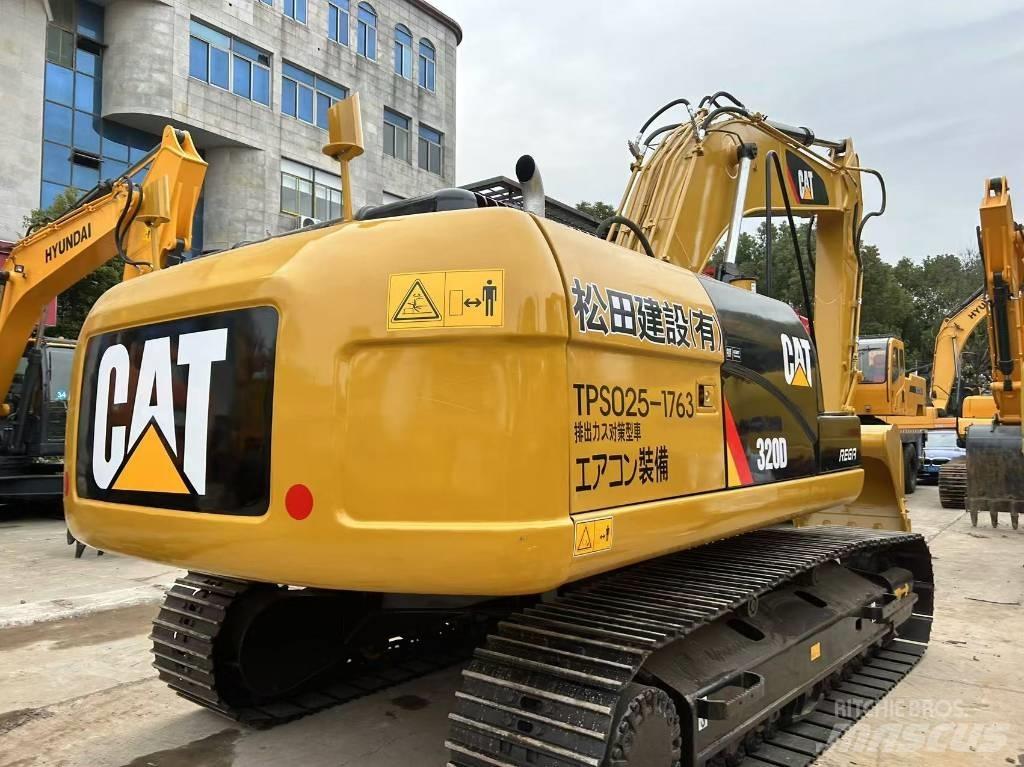 CAT 320 Гусеничные экскаваторы