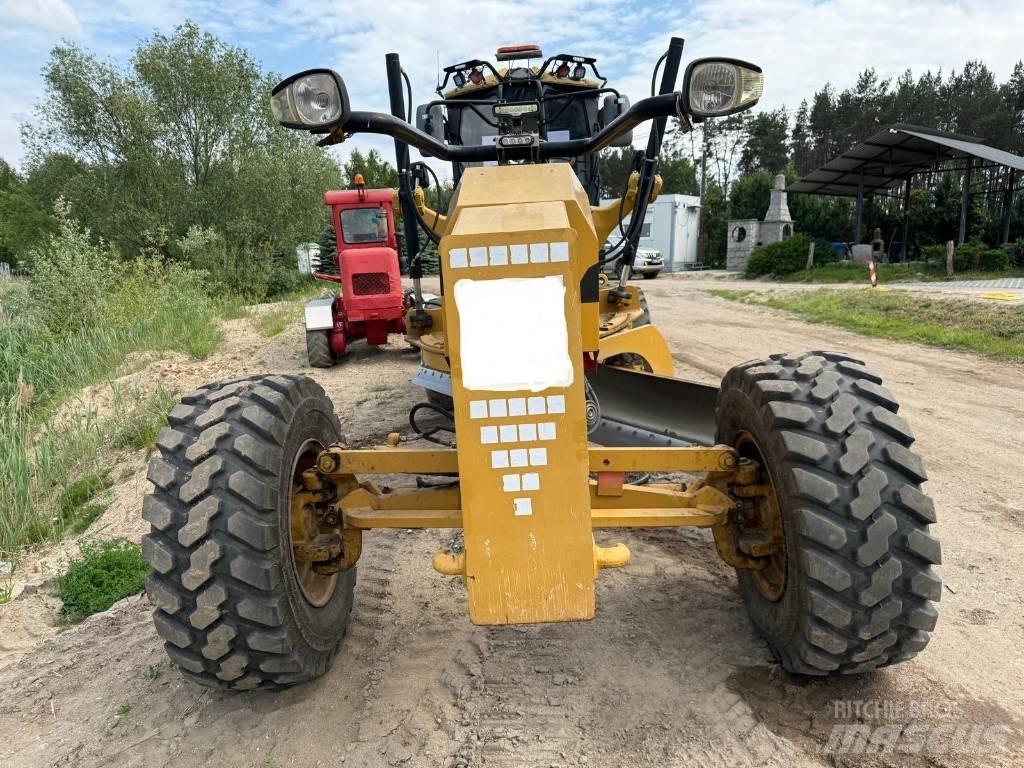 CAT 140 M Грейдеры