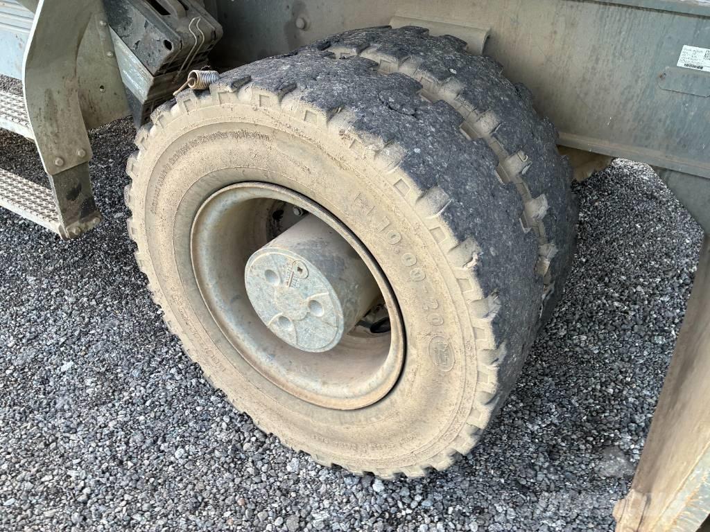 Liebherr LH 24 M Перегружатели металлолома/промышленные погрузчики