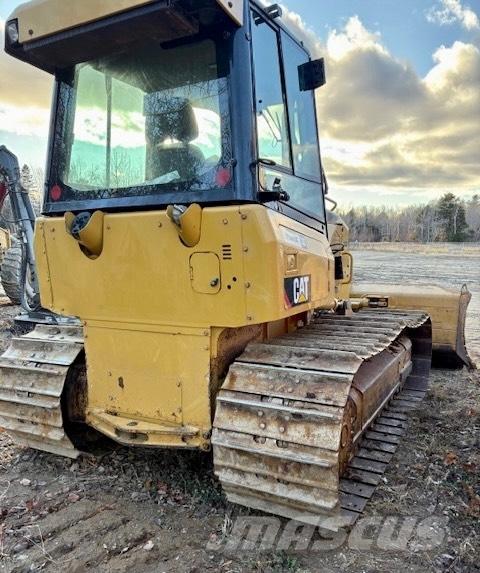 CAT D 5 K LGP Гусеничные бульдозеры