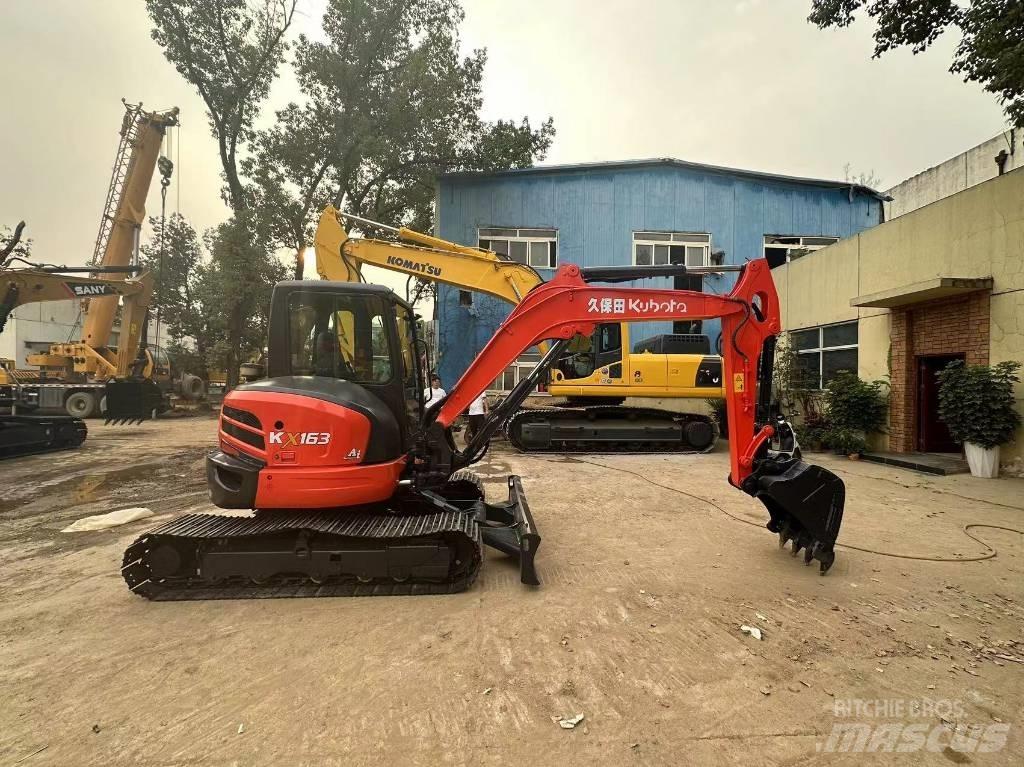 Kubota 163 Гусеничные экскаваторы