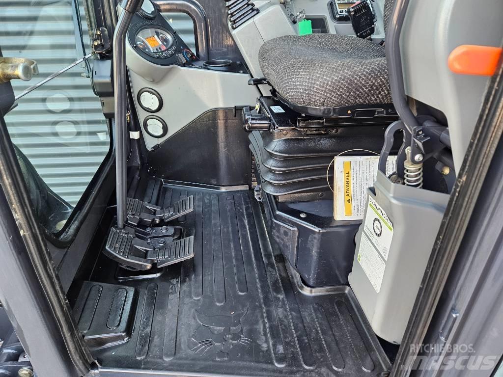 Bobcat e26 Мини-экскаваторы