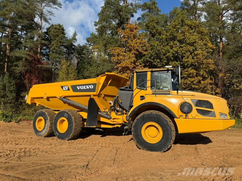 Volvo A 25 F Шарнирно-сочленённые самосвалы