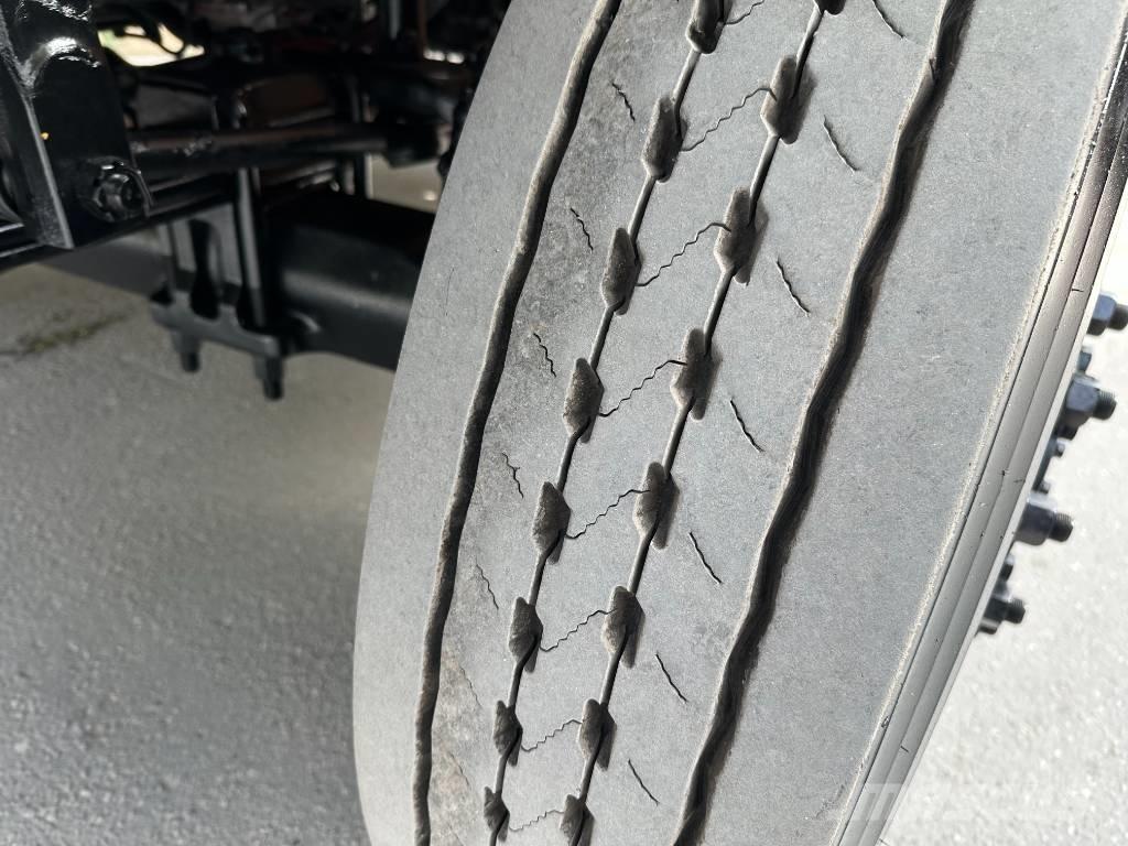 Freightliner M2 Специальные грузовики