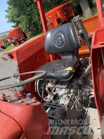 Massey Ferguson 135 Трактора