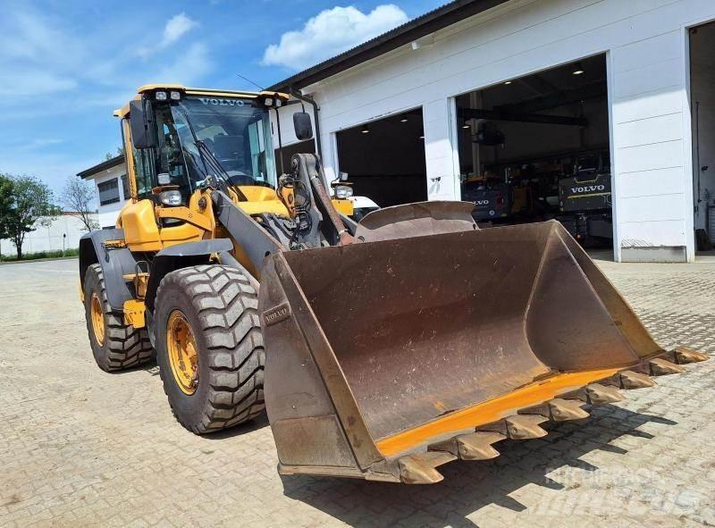 Volvo L90H Фронтальные погрузчики