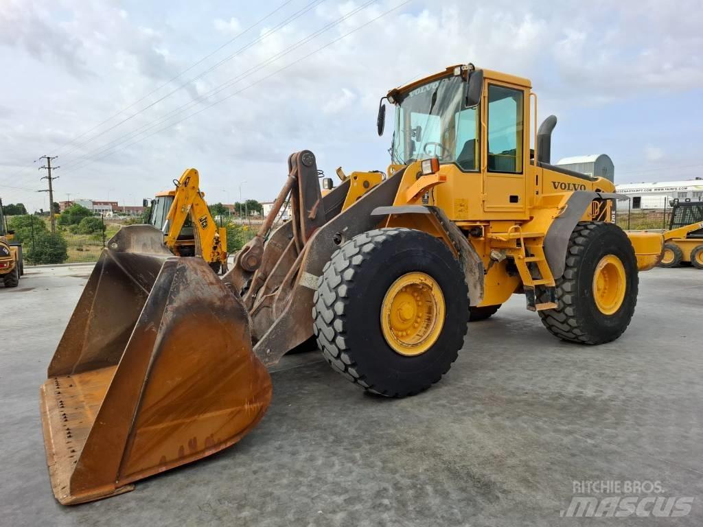 Volvo L 120 E Фронтальные погрузчики