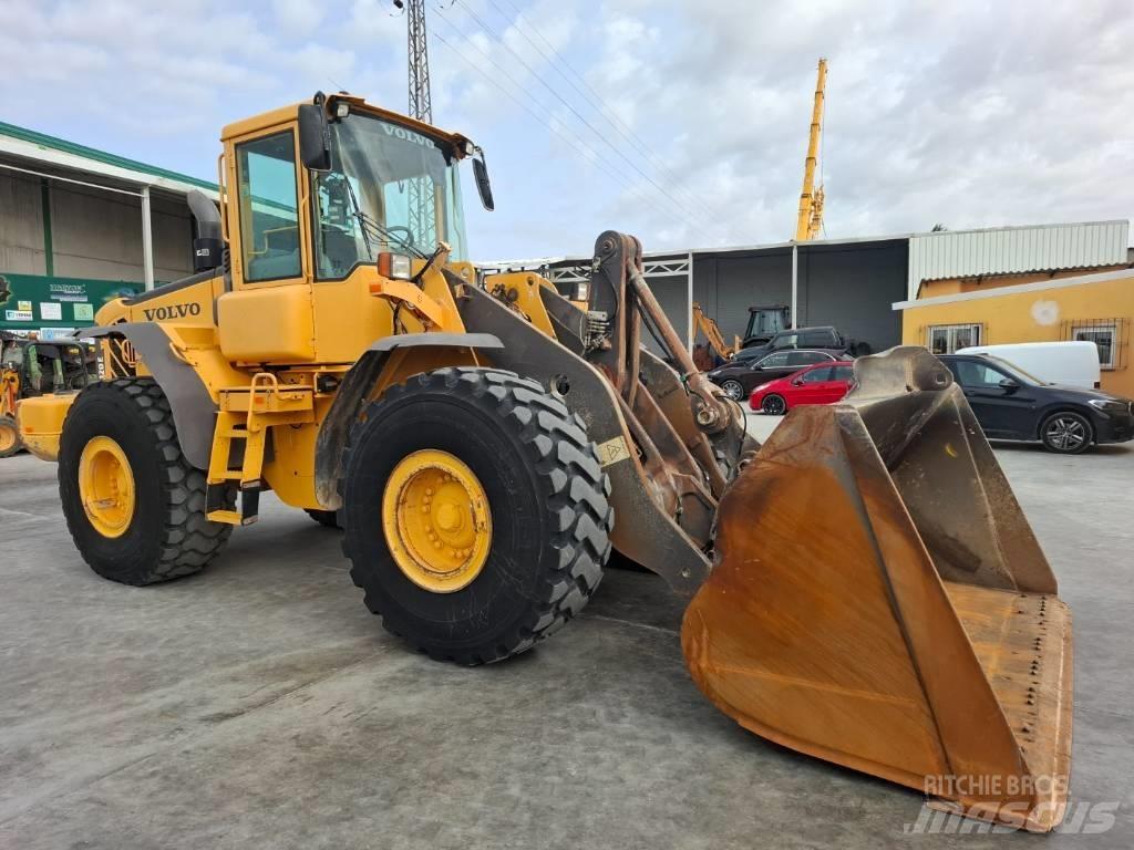 Volvo L 120 E Фронтальные погрузчики