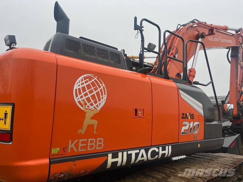 Hitachi ZX 210 LC-7 Гусеничные экскаваторы