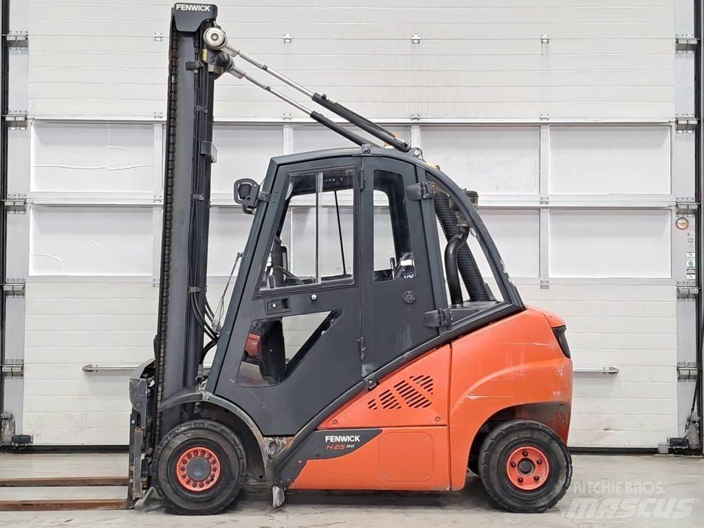 Linde H25D-02 Дизельные погрузчики