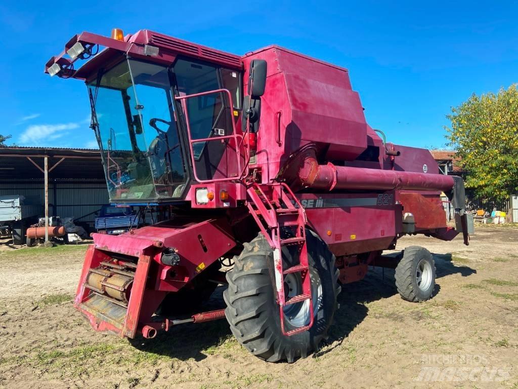 Case IH 521 Зерноуборочные комбайны