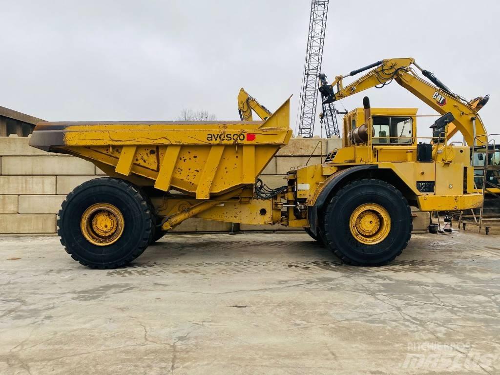 CAT D 25 C Шарнирно-сочленённые самосвалы