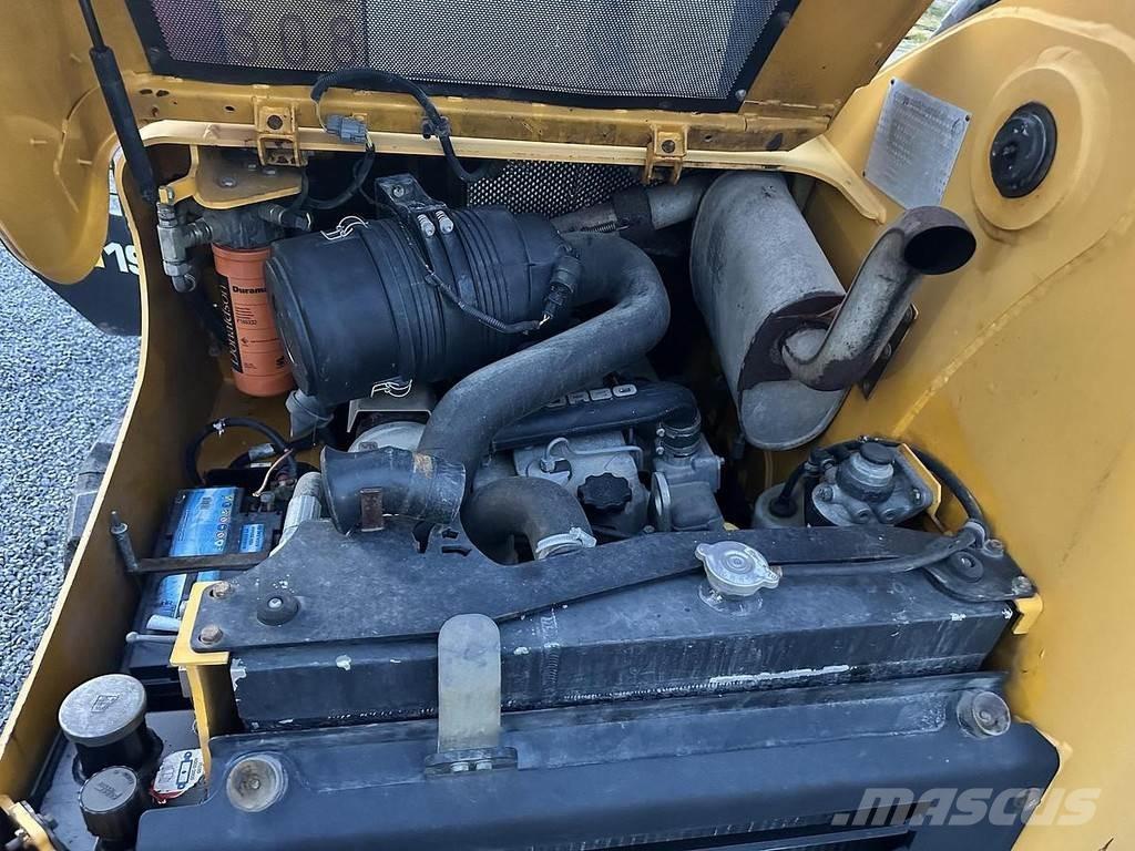 JCB 190THF Малые погрузчики