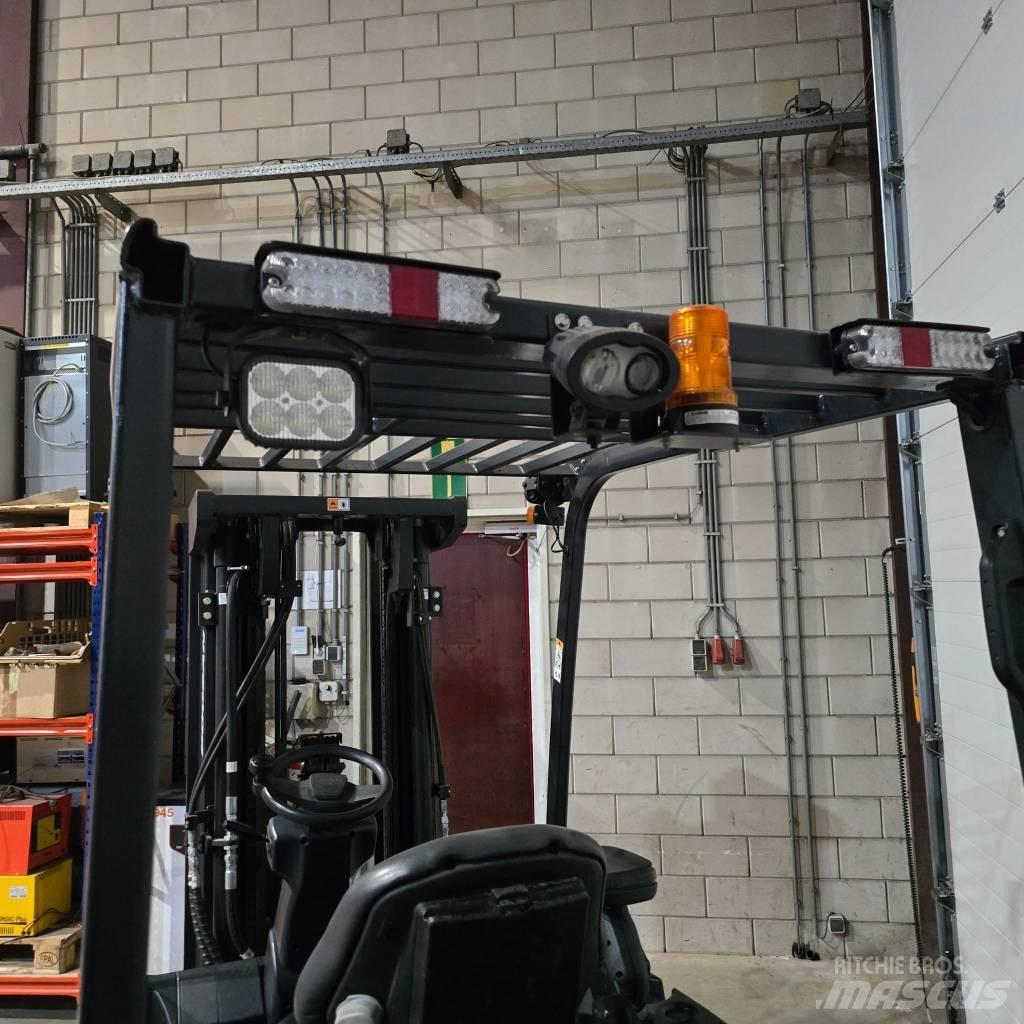 Doosan B 35 X-7 Электропогрузчики