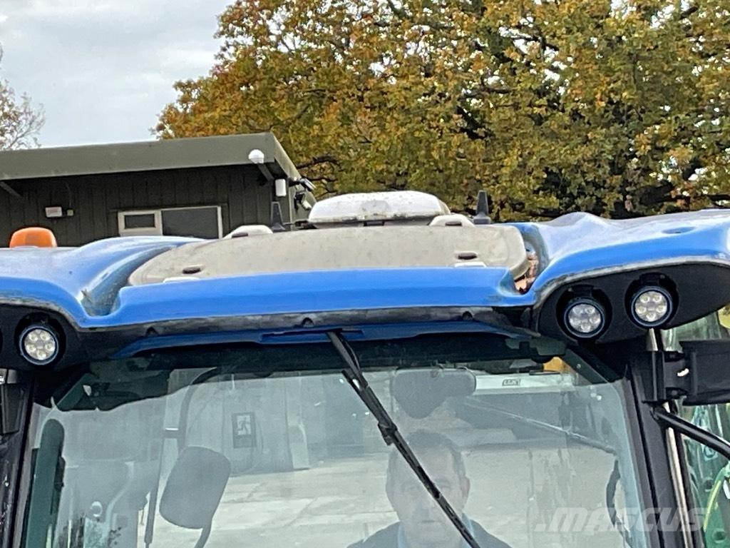 New Holland T 7.210 Трактора