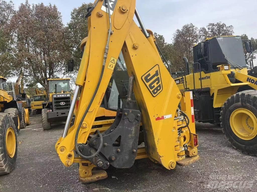 JCB 3CX Экскаваторы-погрузчики