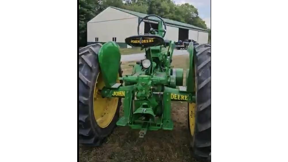 John Deere A Трактора