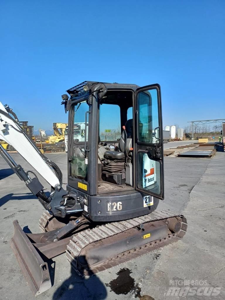 Bobcat E26 Мини-экскаваторы