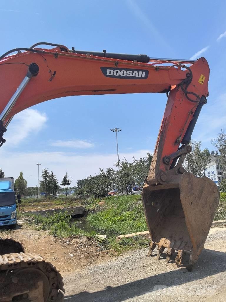 Doosan DX 340 LC-9C Гусеничные экскаваторы