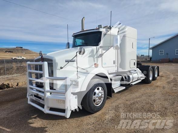 Kenworth T800 Седельные тягачи