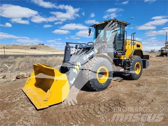 XCMG XC938U Фронтальные погрузчики