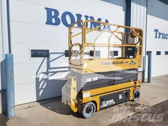 XCMG XG2632AC Ножничные подъемники