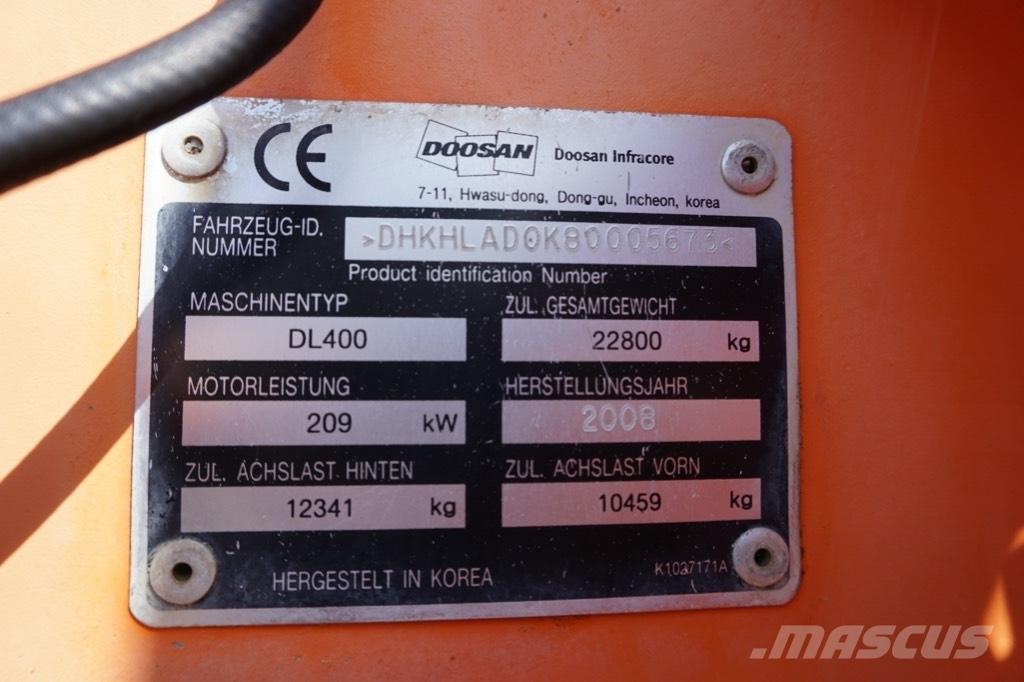 Doosan DL 400 Фронтальные погрузчики