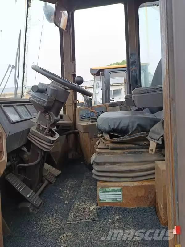 CAT 950 F Фронтальные погрузчики