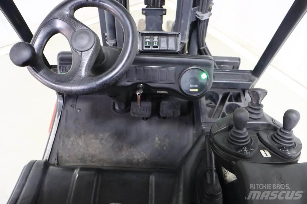 Linde E30-02 Электропогрузчики