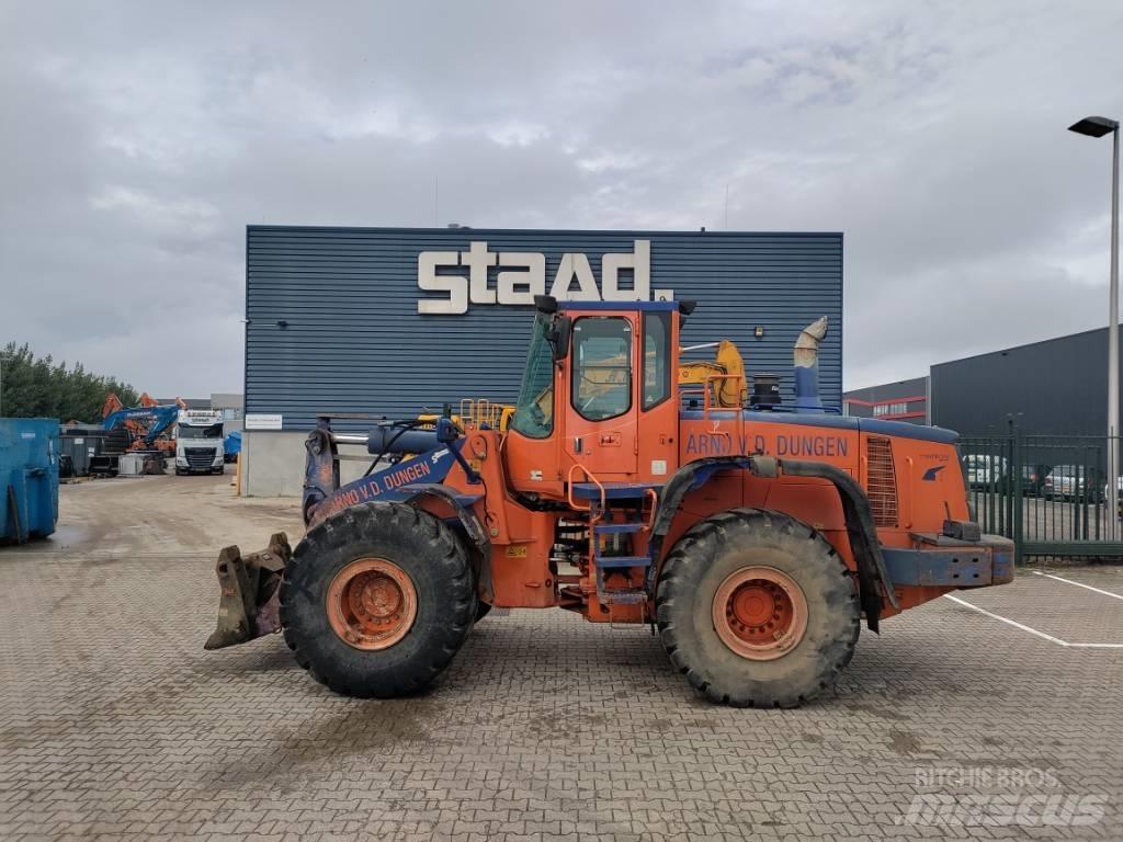 DEVELON DL300-5 Трактора с фронтальным погрузчиком