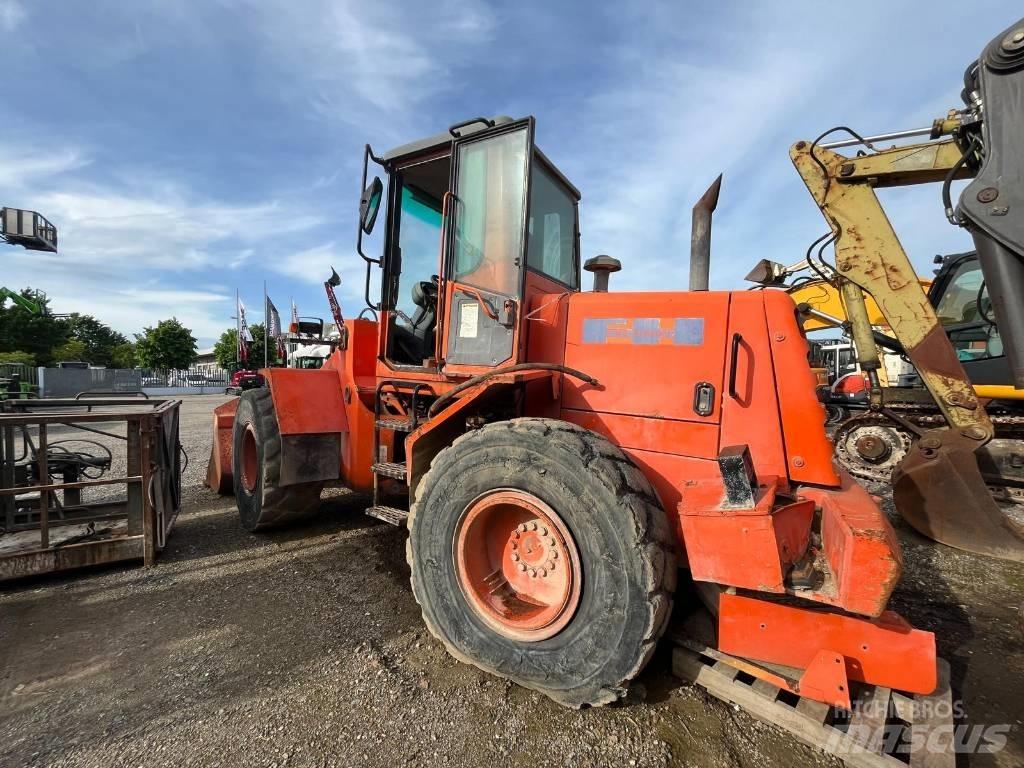 Fiat-Hitachi W 130 Фронтальные погрузчики