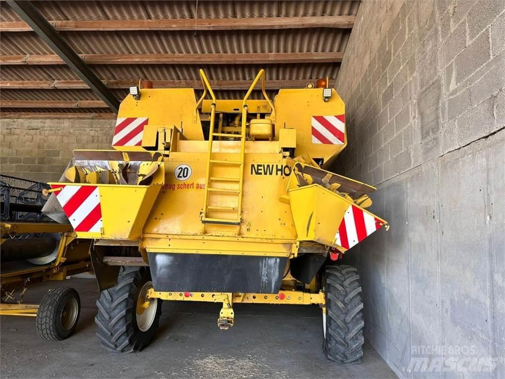 New Holland TF 76 Зерноуборочные комбайны