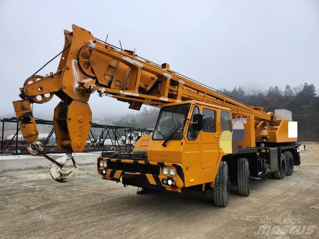 Hyundai HC 50 Автокраны