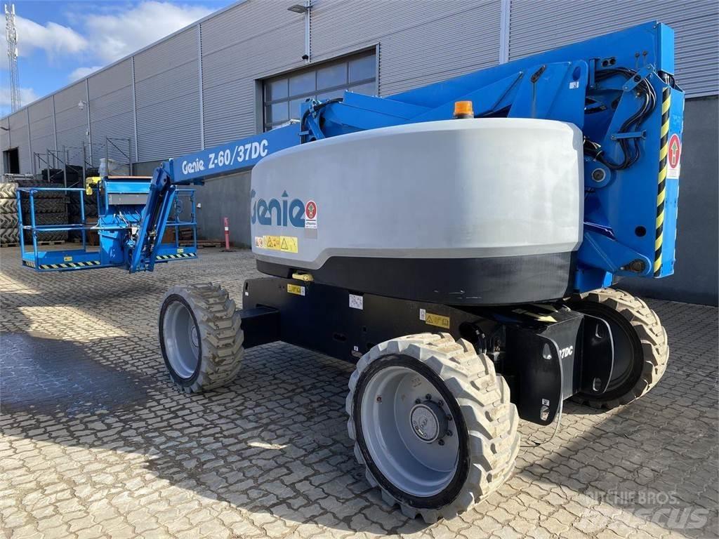 Genie Z60/37 DC Коленчатые подъемники