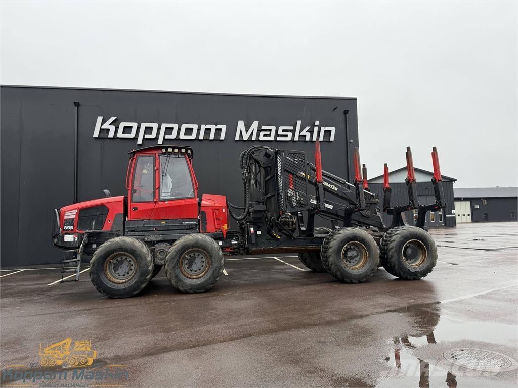 Komatsu 895 Форвардеры