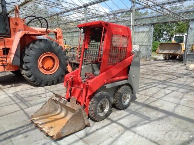 Gehl 1640 Мини-погрузчики