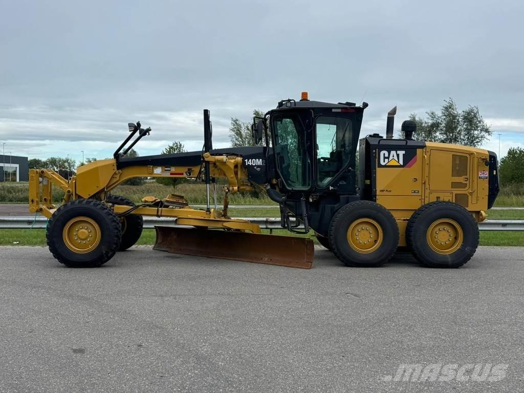 CAT 140M2 Грейдеры