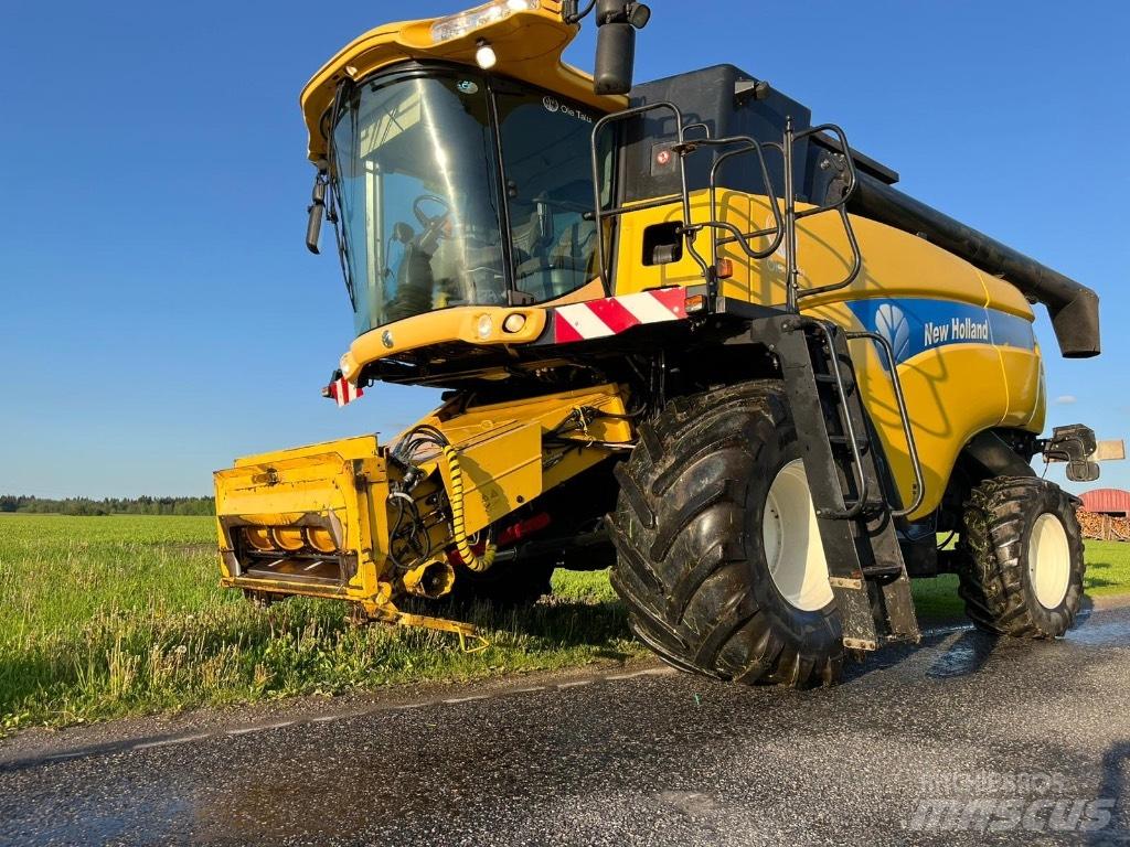 New Holland CX 860 Зерноуборочные комбайны