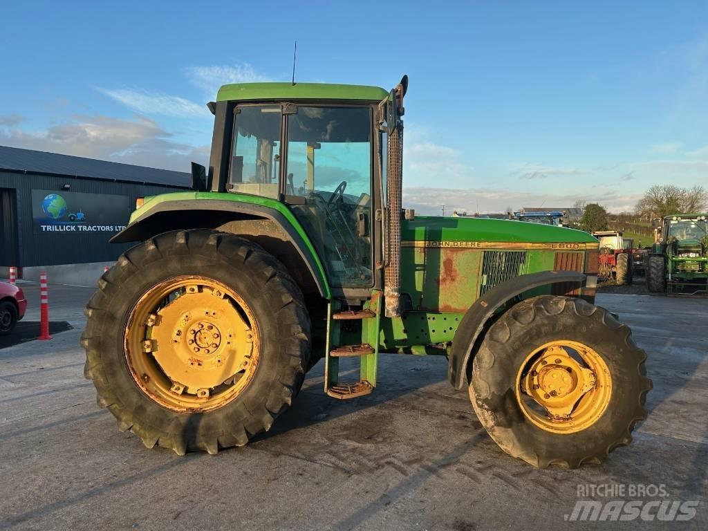 John Deere 6800 Трактора