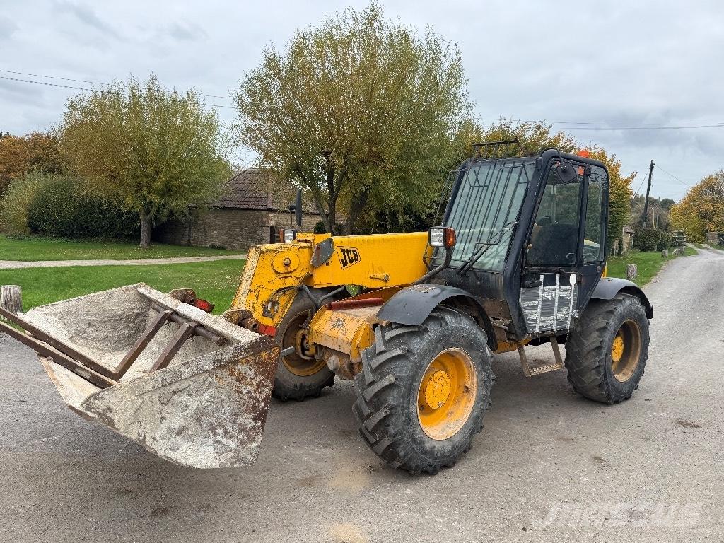 JCB 528-70 Телескопические погрузчики