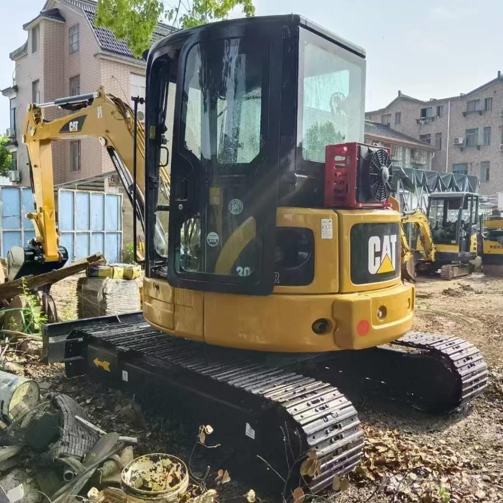 CAT 304CR Мини-экскаваторы