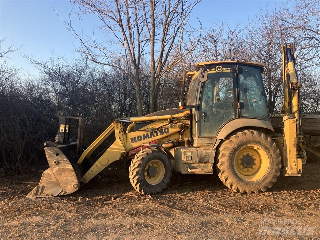 Komatsu WB93R-8 Экскаваторы-погрузчики