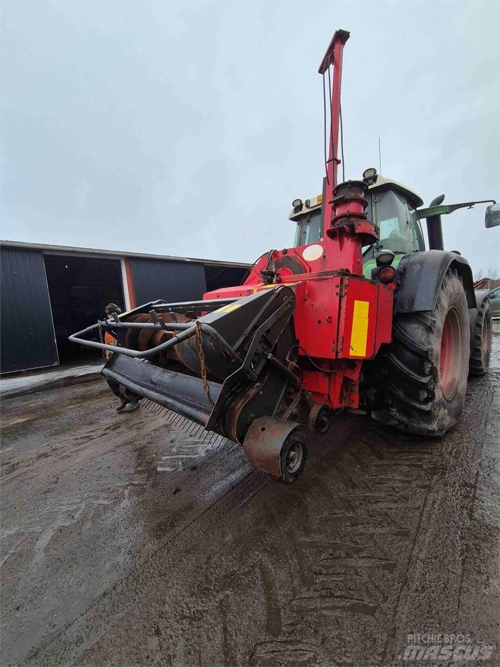 Lely STORM 130R Прицепные кормоуборочные комбайны