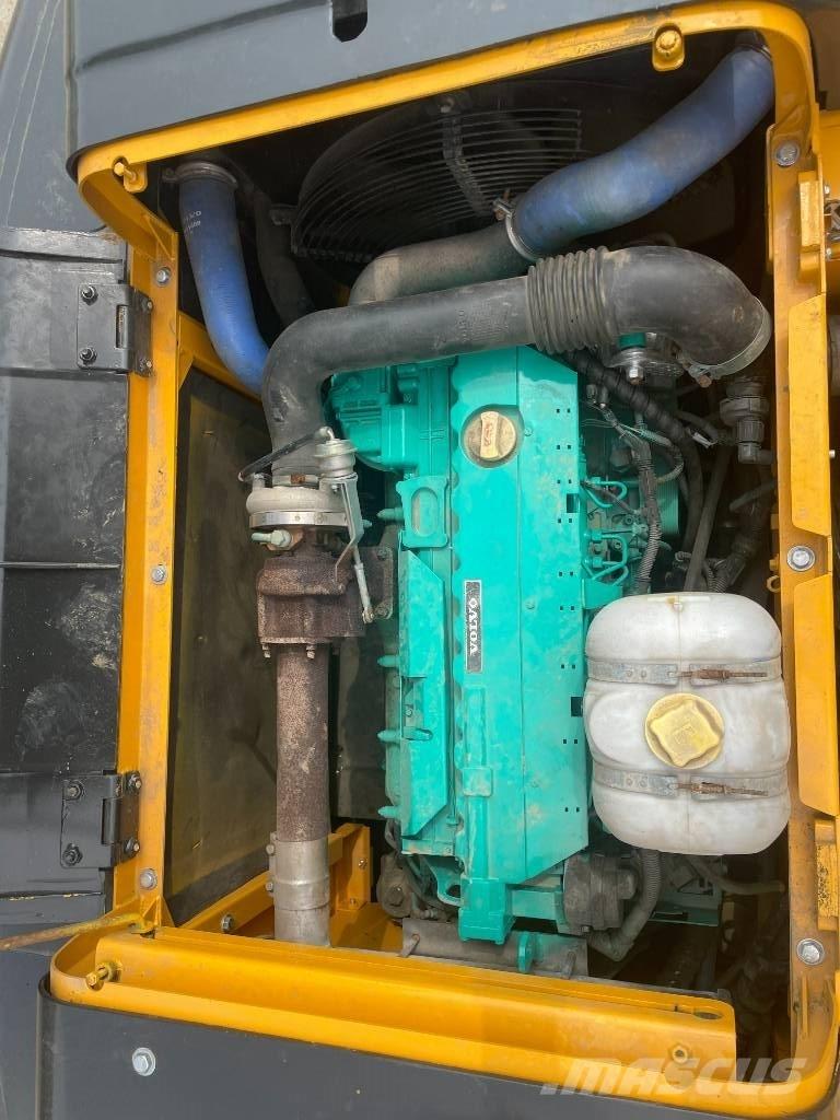 Volvo EC 210 Малые экскаваторы 7т-12т